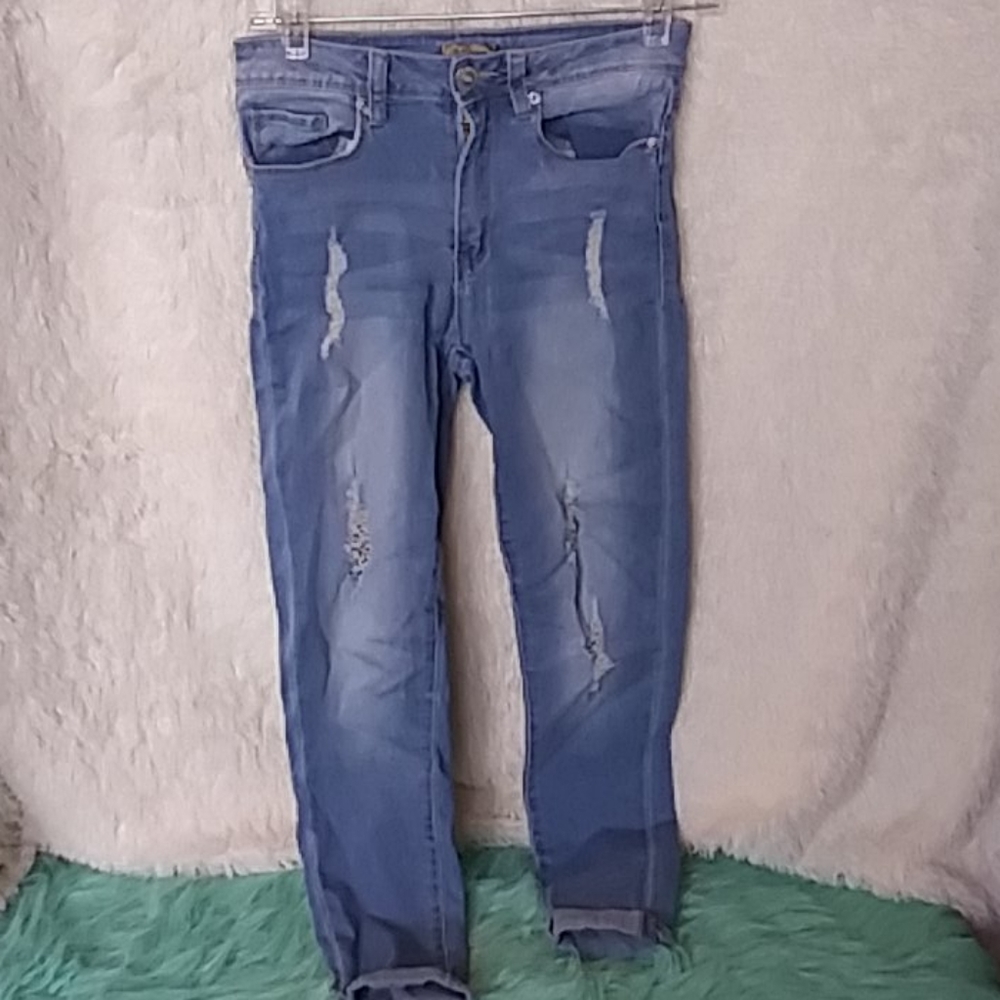 Juniors skinny jeans